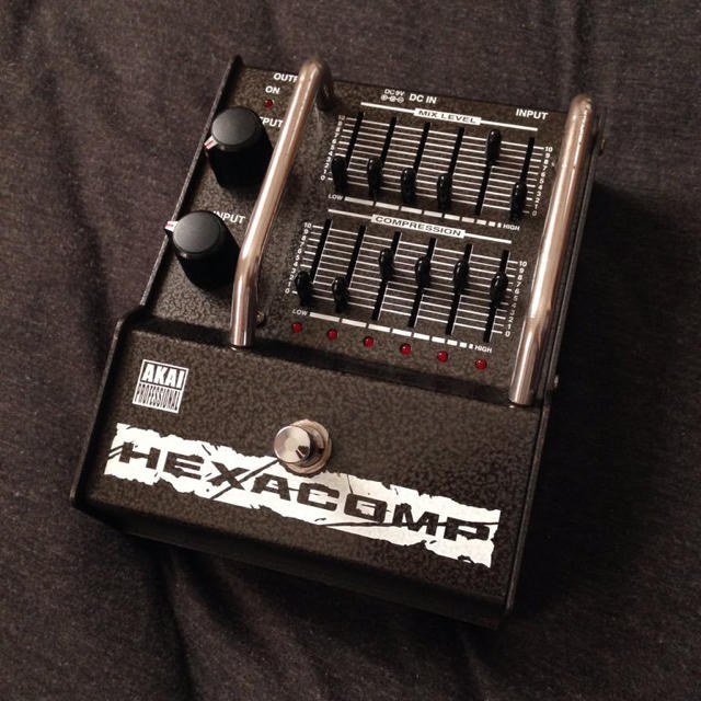 AKAI HEXACOMP