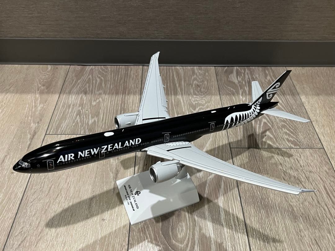 ニュージーランド航空　B777-300ER 1:200 JCWINGS Jcwings ニュージーランド航空 777-200ER ZK-OKH 1/200 XX2280