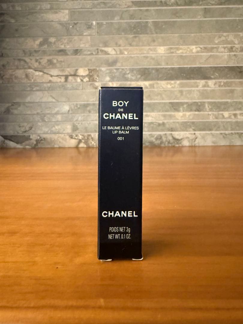 CHANEL シャネル ボーイ ドゥ シャネル リップ ボーム 001