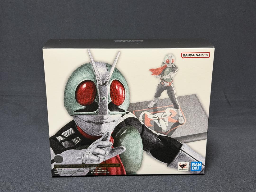 【新品】真骨彫製法 仮面ライダー新1号 栄光の昭和ライダー 初回限定台座付き BANDAI（バンダイ） S.H.Figuarts（真骨彫製法） 仮面ライダー新1号