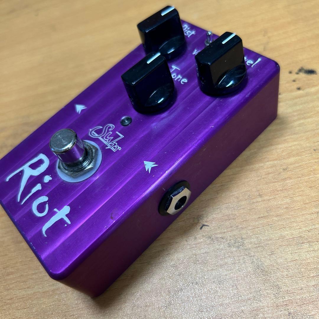ギター Suhr Riot Distortion 見事！なハイゲインディストーション Suhr Riot レビュー！
