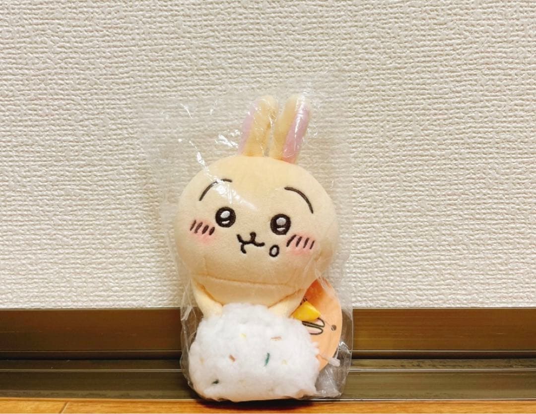 ちいかわ　デスクトップから見守るひっかけぬいぐるみ　おにぎりうさぎ　初期 ちいかわ デスクトップから見守るひっかけぬいぐるみ（おにぎりうさぎ